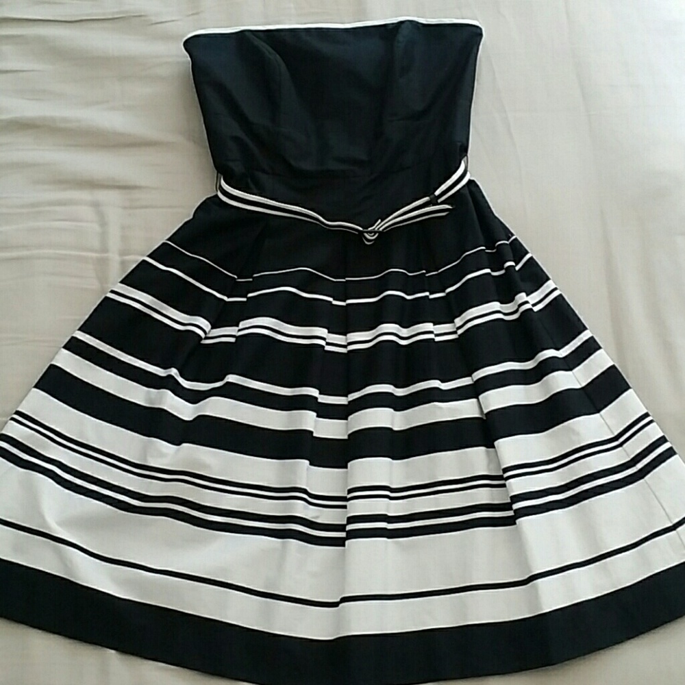 White House Black Market Strapless A-line Dress